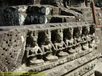 AR[g( Angkor Tom )̃N[̔΂xĂ@BeꏊFVFAbvAJ{WA